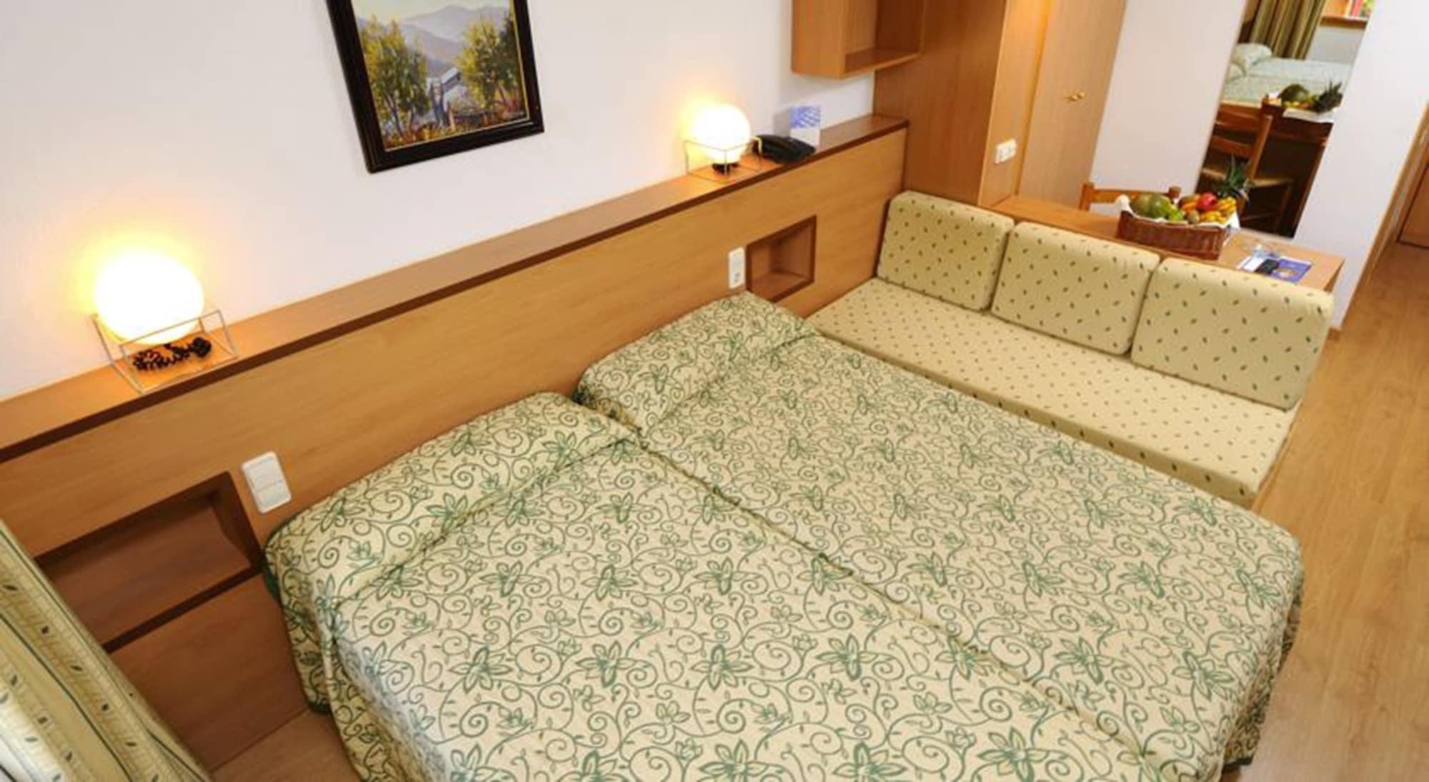 Evenia Monte Alba Hotel Cerler Bagian luar foto