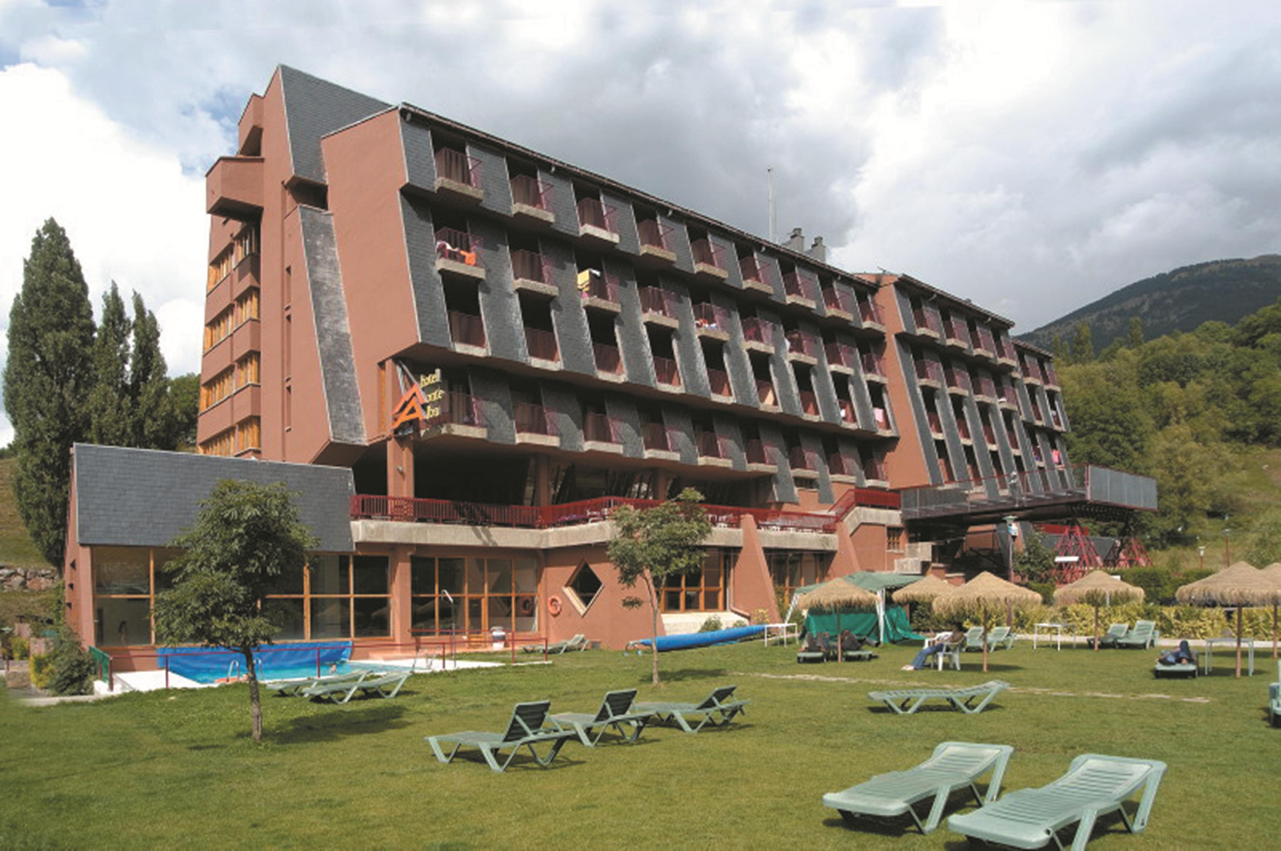 Evenia Monte Alba Hotel Cerler Bagian luar foto