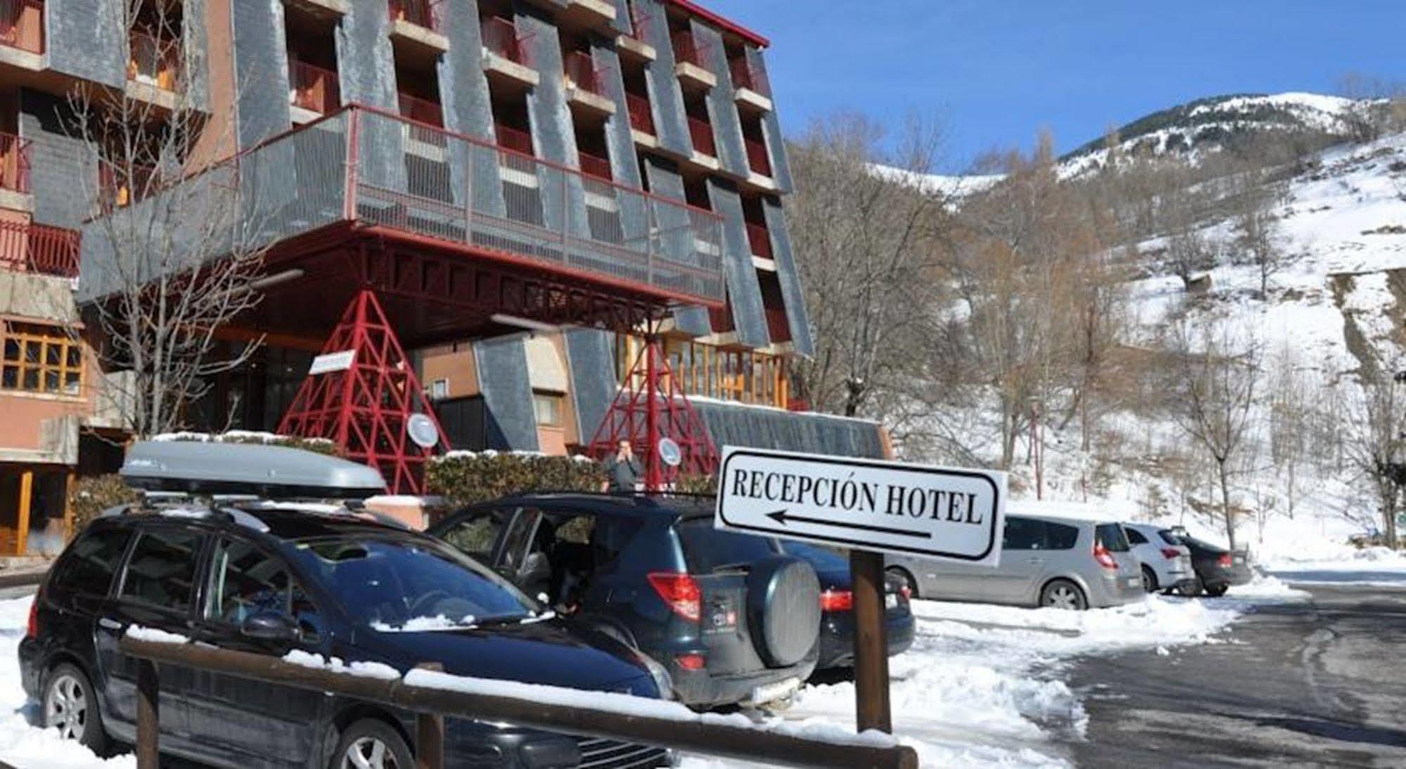 Evenia Monte Alba Hotel Cerler Bagian luar foto