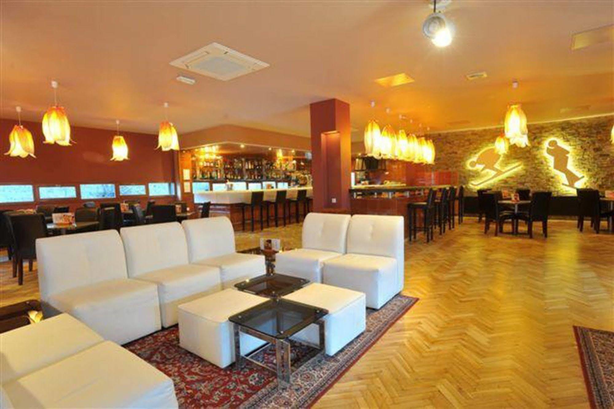 Evenia Monte Alba Hotel Cerler Bagian luar foto