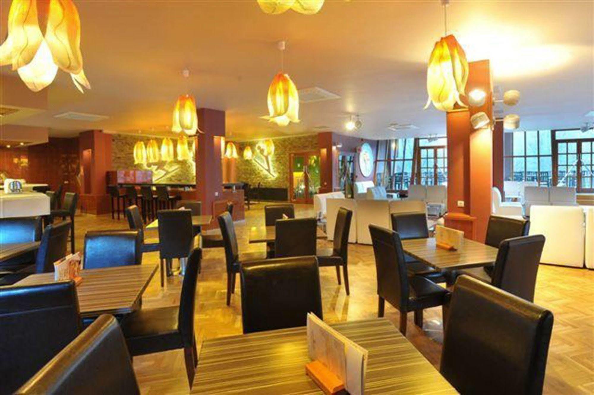 Evenia Monte Alba Hotel Cerler Bagian luar foto