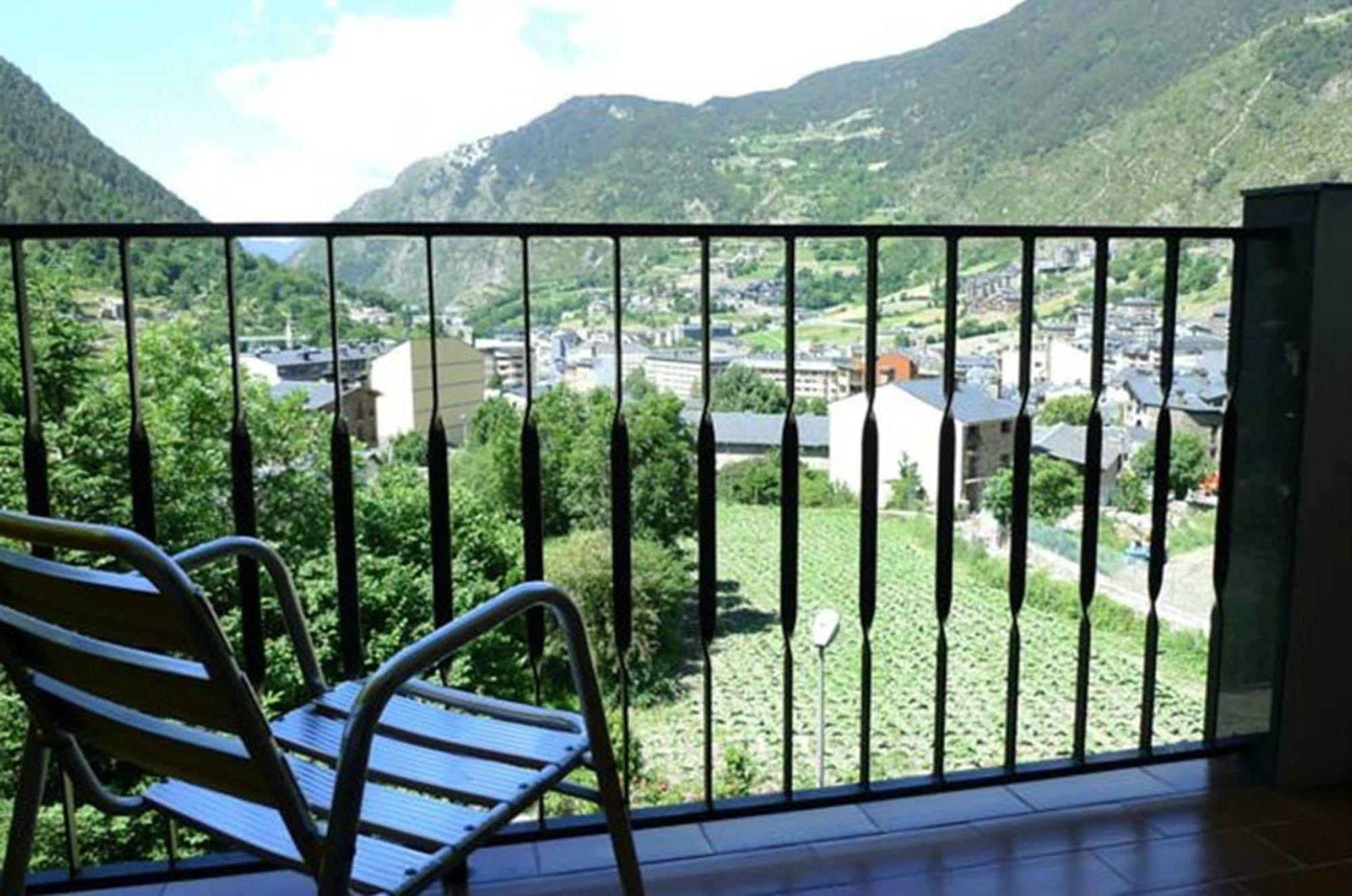 Evenia Monte Alba Hotel Cerler Bagian luar foto